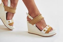 Wedge Sandals Looks Inspirations