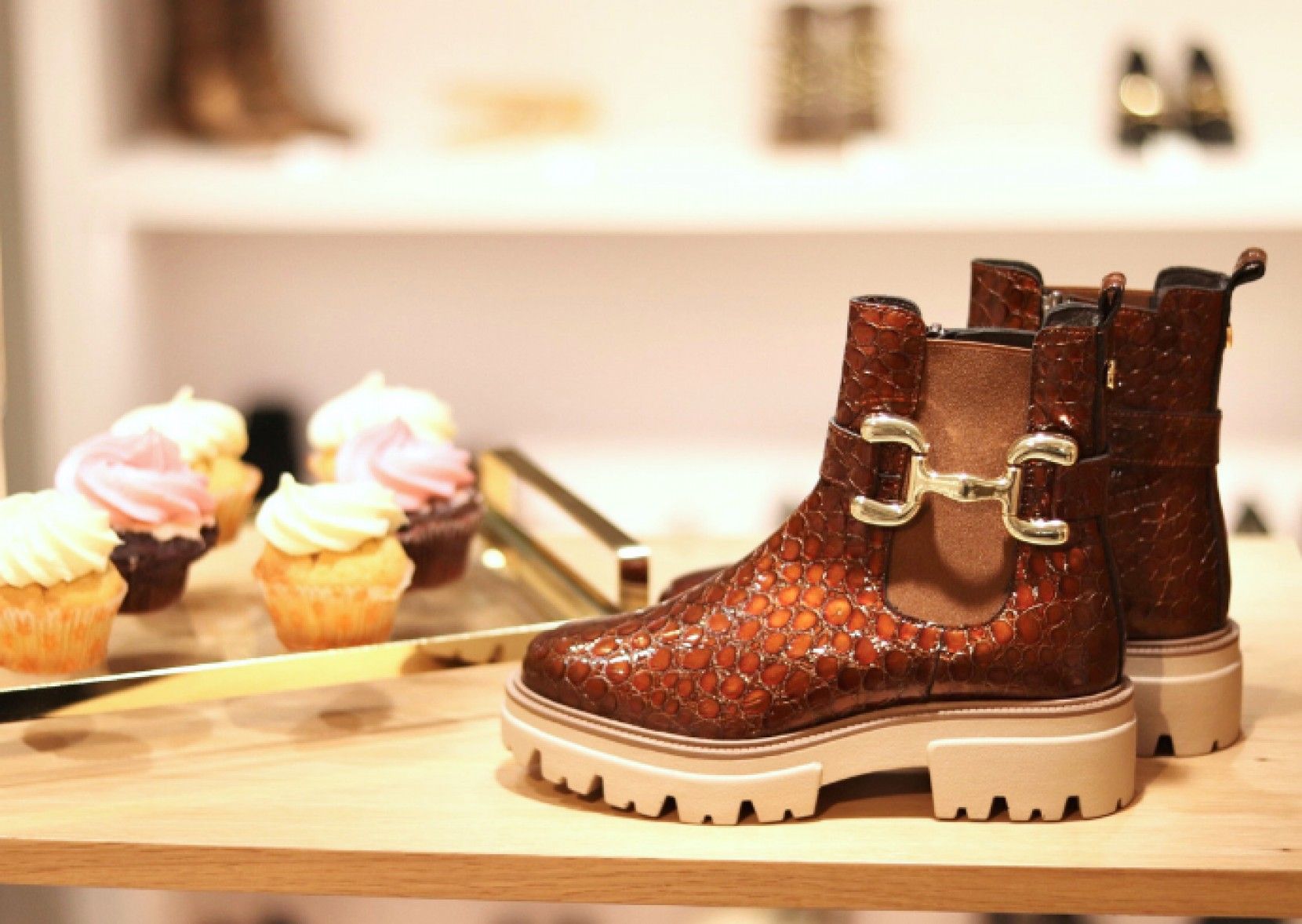 MLV Shoes Lisboa celebrou o seu primeiro aniversário MLV Shoes Lisboa celebrou o seu primeiro aniversário