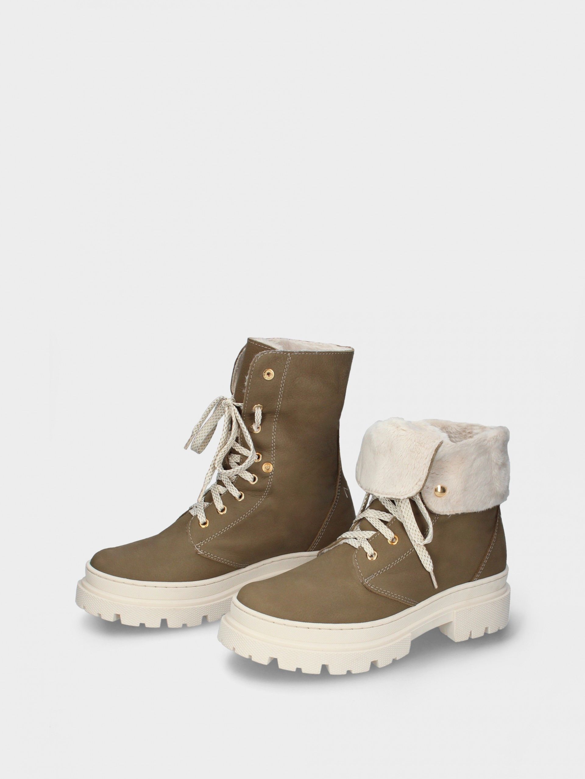 Bota  com Atacadores Nadia 01