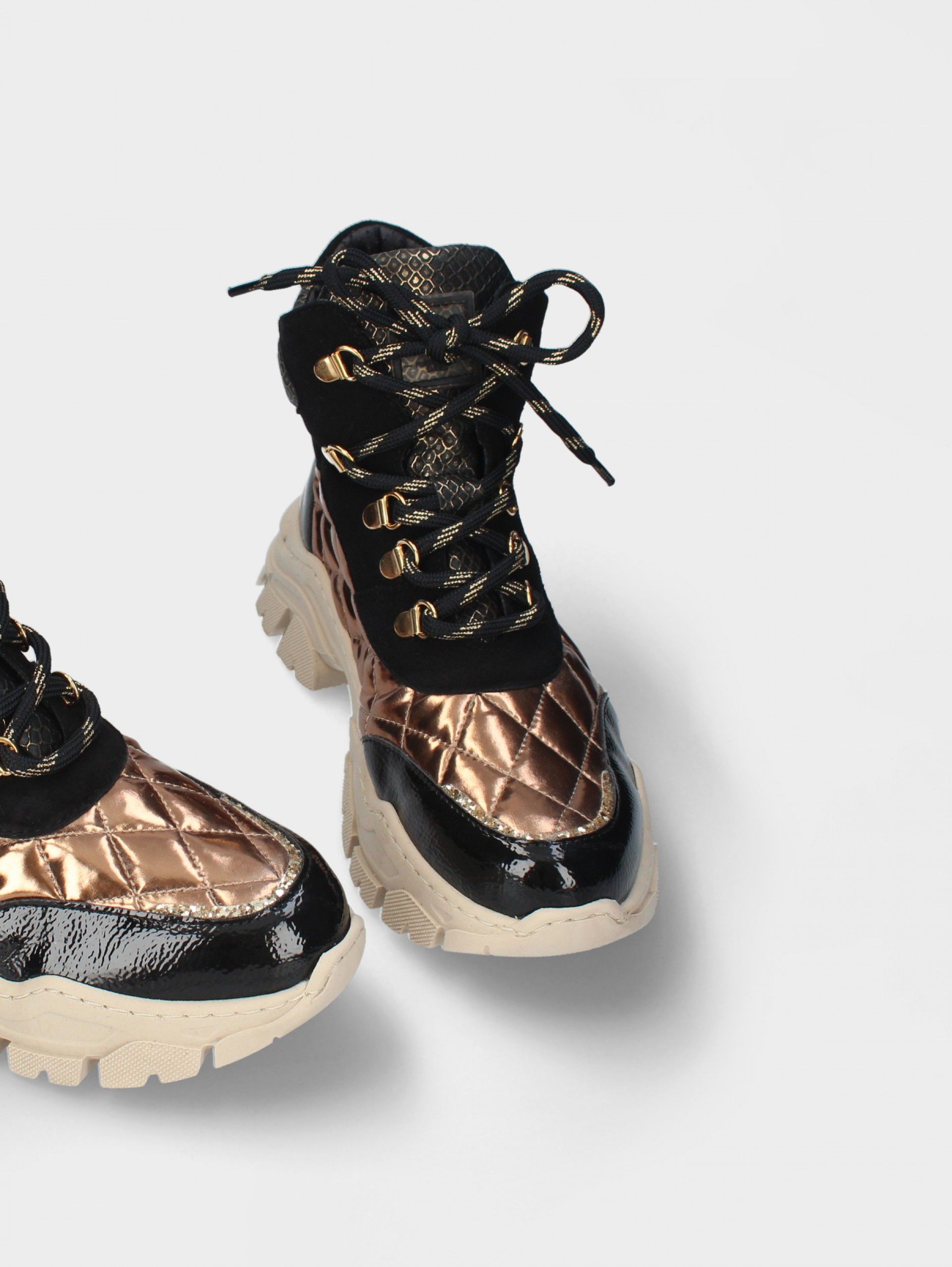 Sapatilha  High Top Stella 15