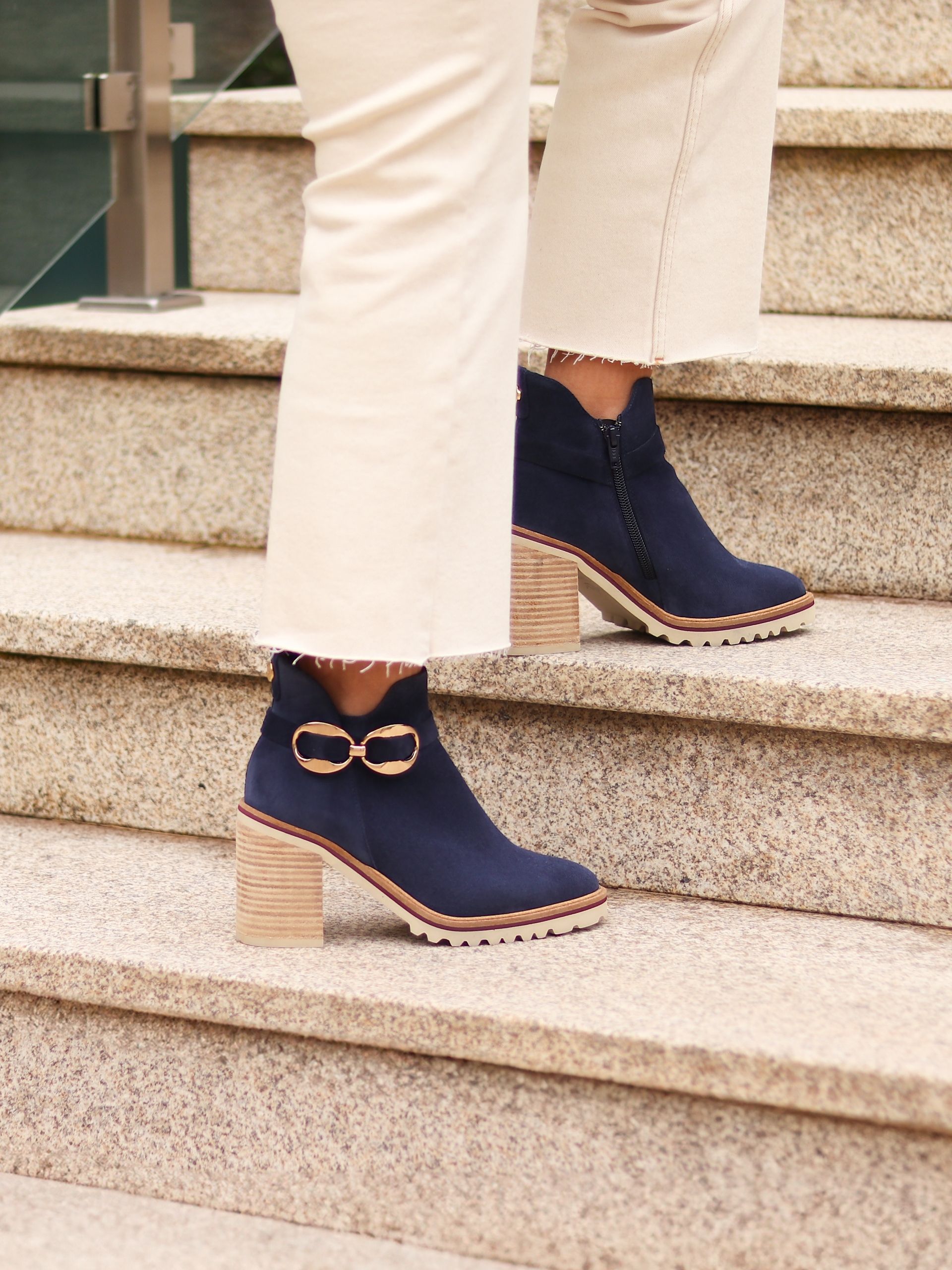 High Heeled Ankle Boot Cecilia 21