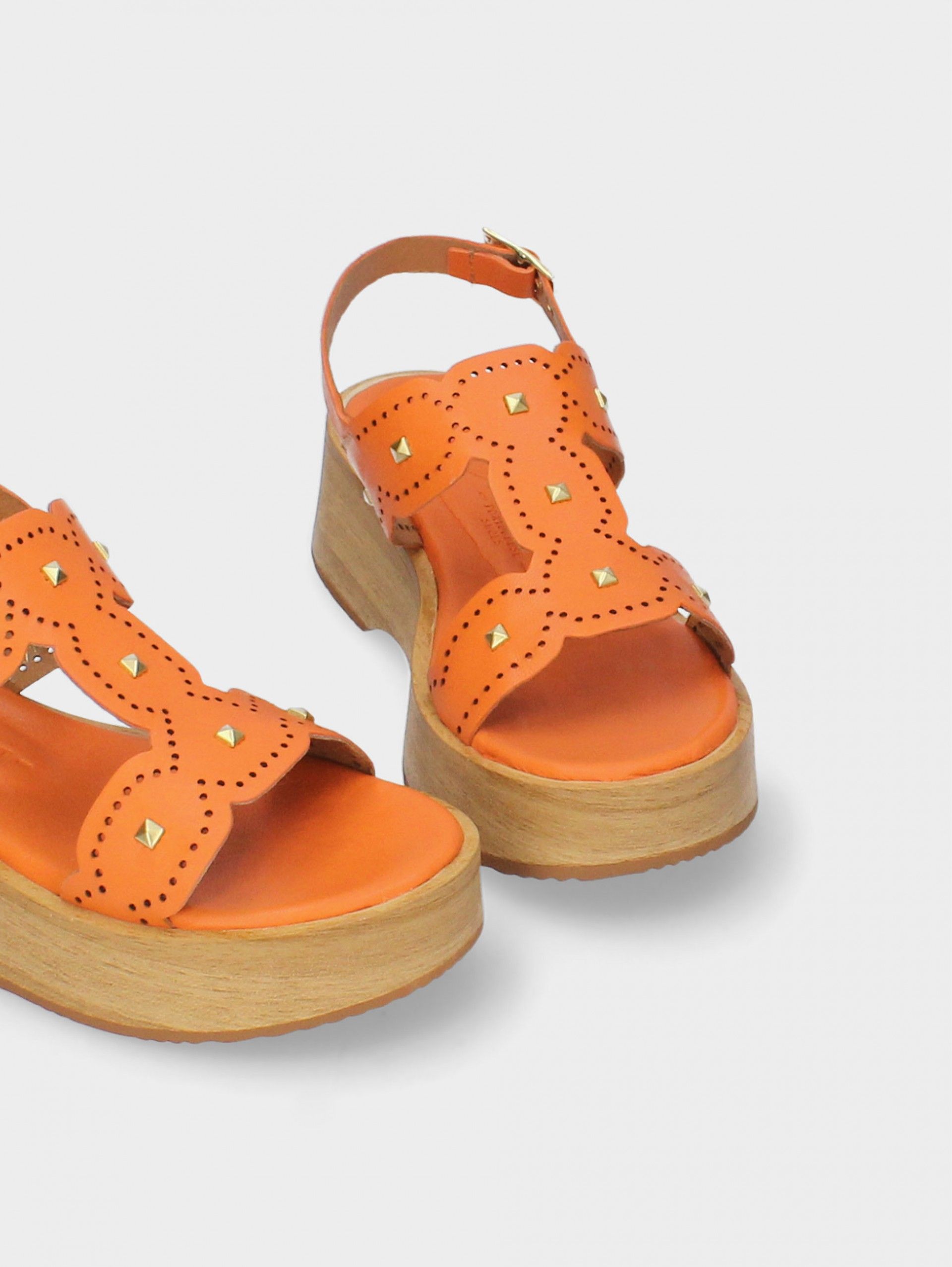 Sandália Plataforma  Lucia 02