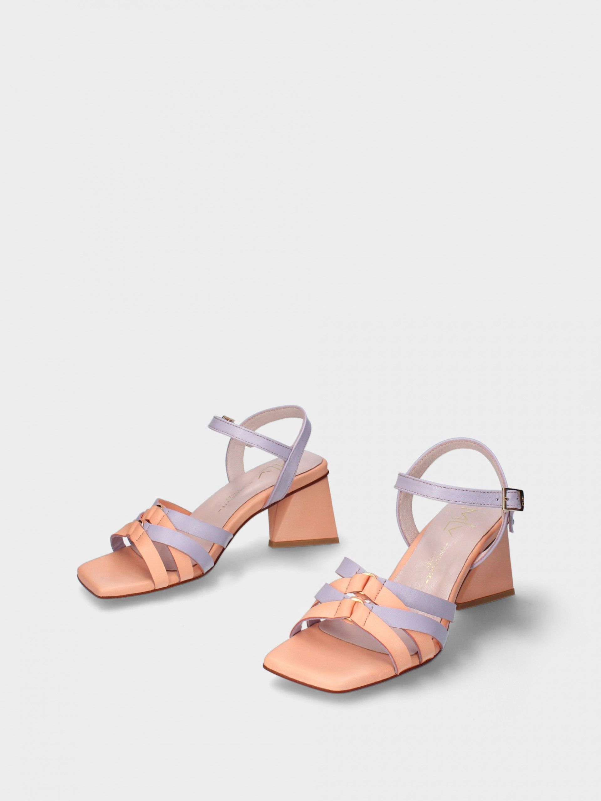 Sandália  Salto Médio Catia 02