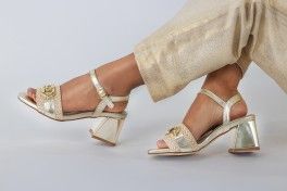 Golden Sandals: Fashionable and Stylish for Every Occasion