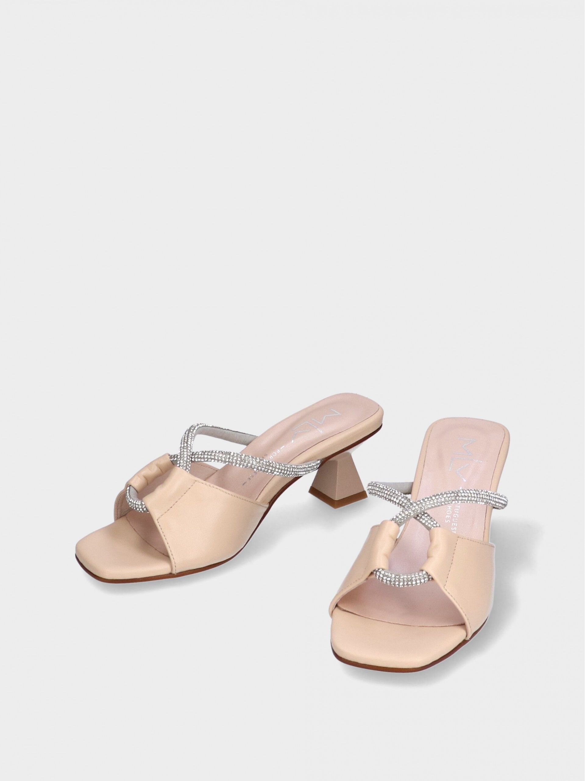 Sandália Soca  Salto Médio Margarida 07
