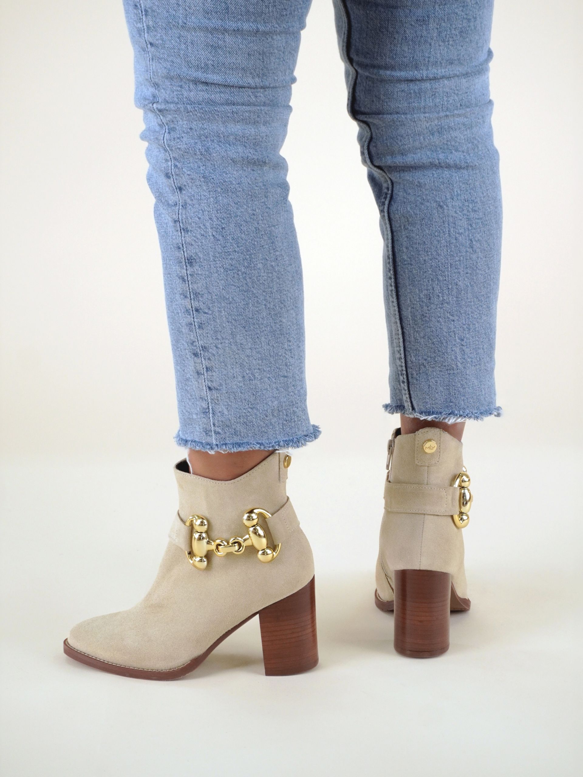 Botín  Tacón Alto Cecilia 23