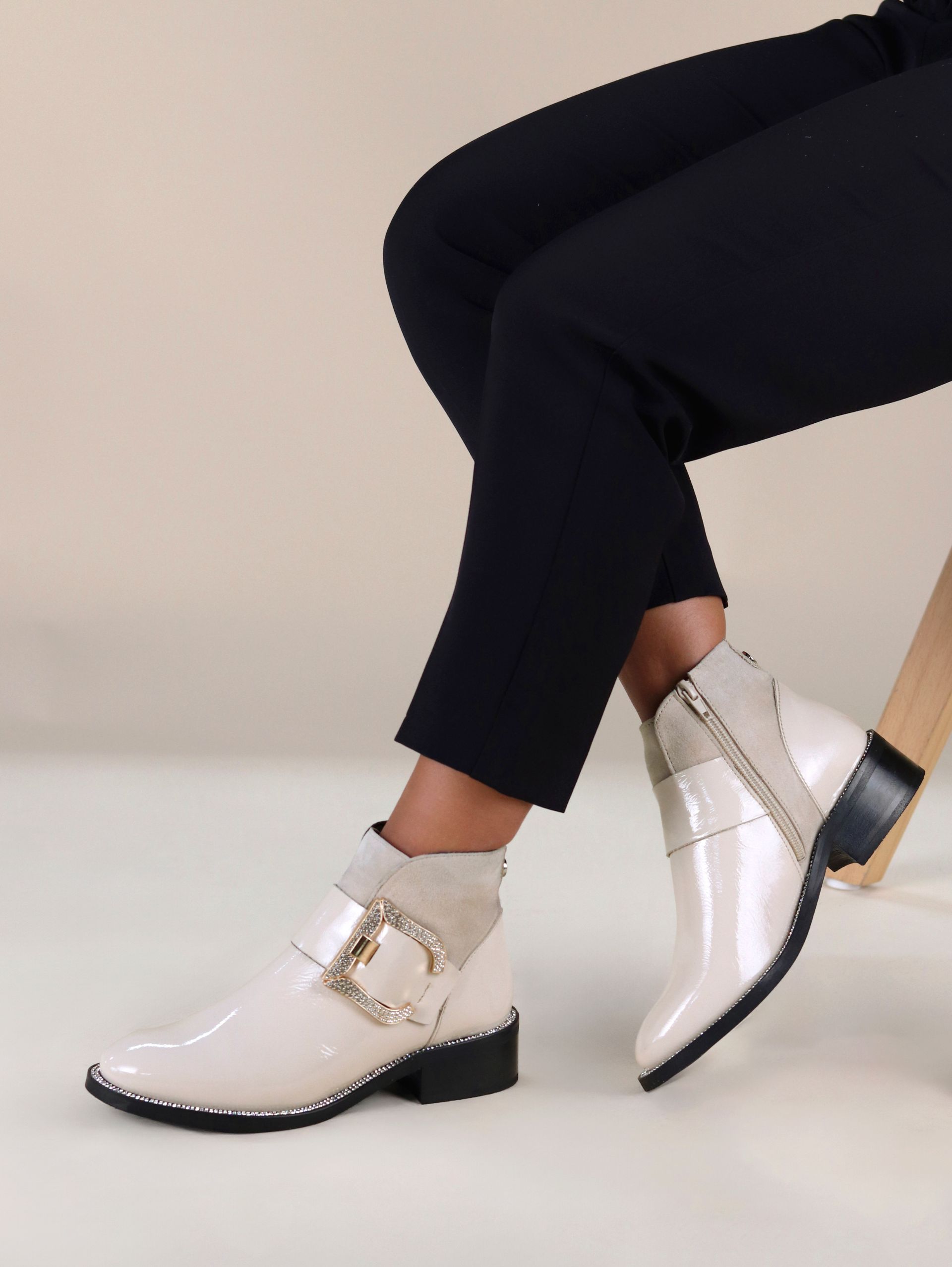 Mid Heel Ankle Boot Rafaela 79