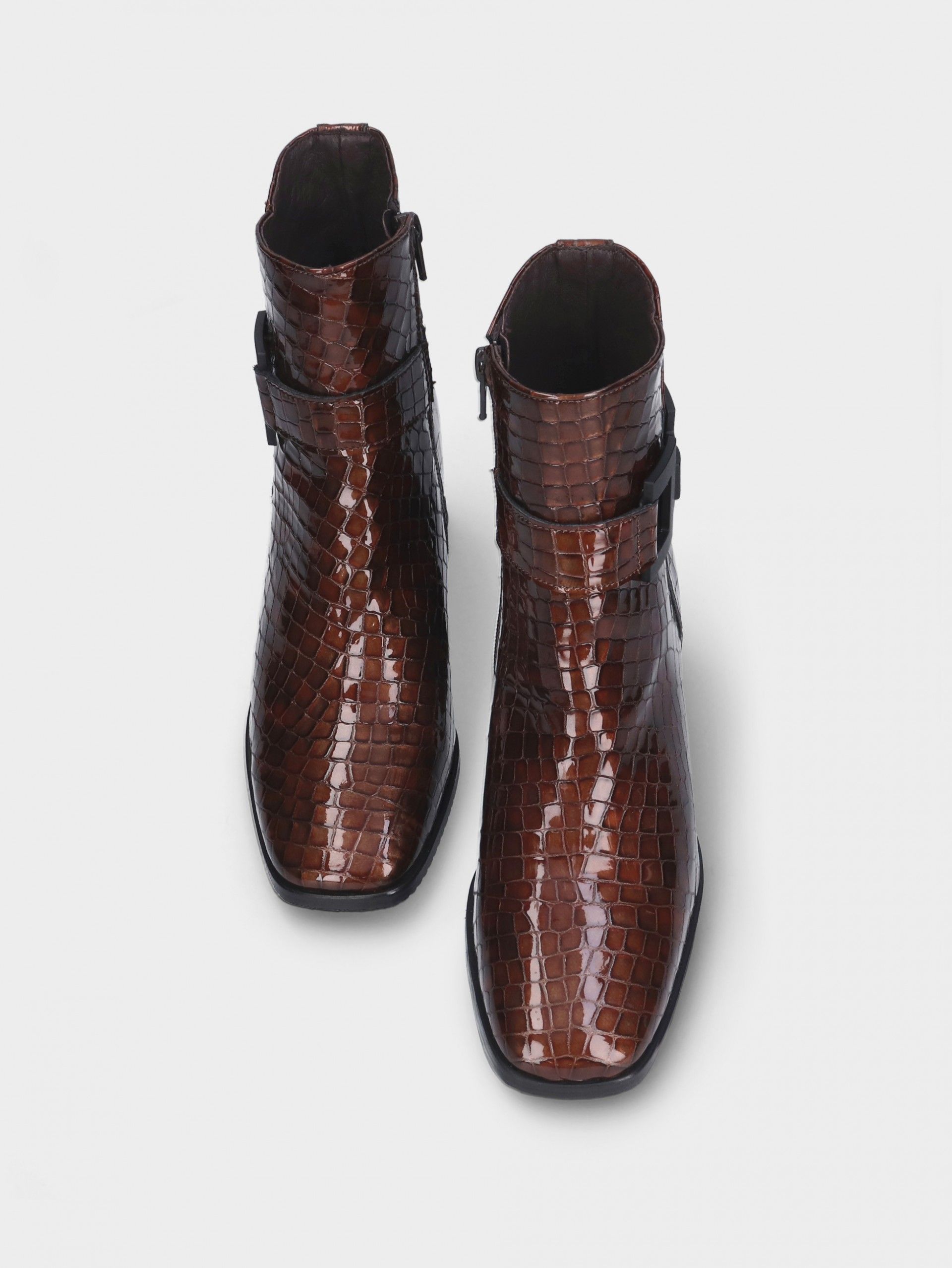 Botim Salto Médio  Thais 06