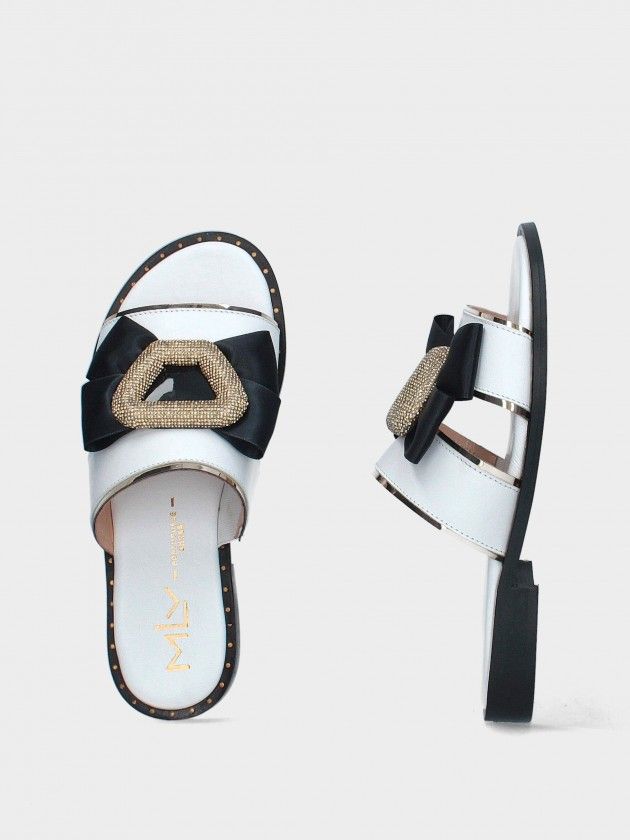 Chinelo  em Pele Raso Celia 04
