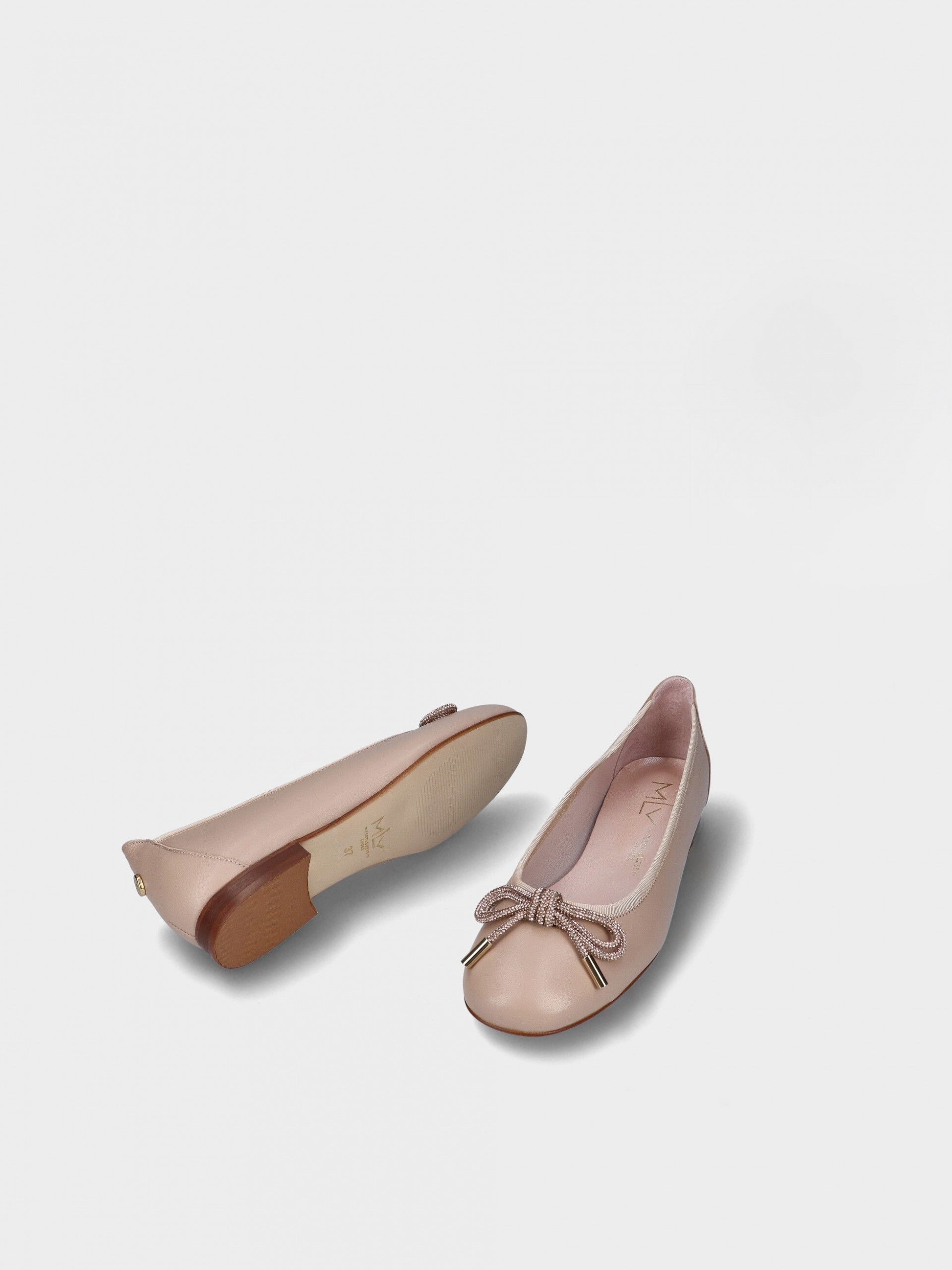 Sabrina em Pele  Modelo Rosa 03