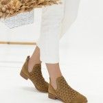 Flat Heel Leather Ankle Boot Isabela 20