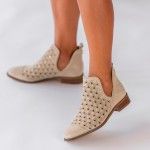 Flat Heel Leather Ankle Boot Isabela 20