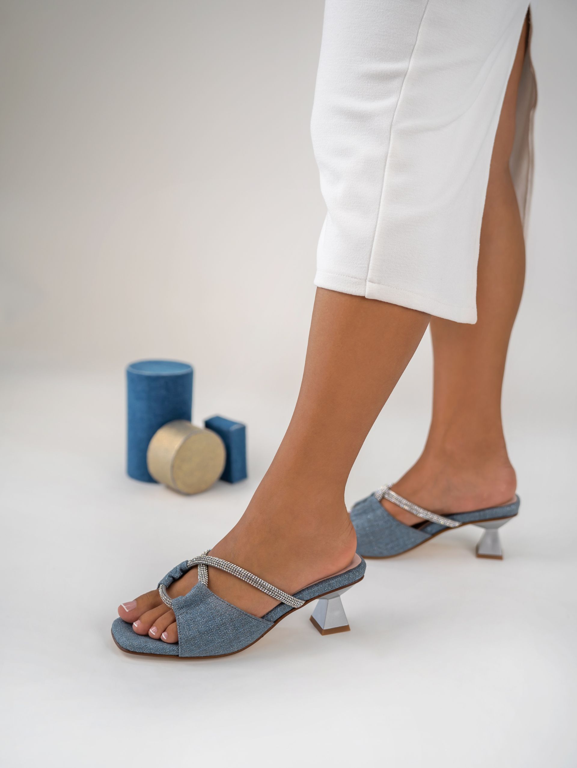 Sandália Soca  Salto Médio Margarida 07