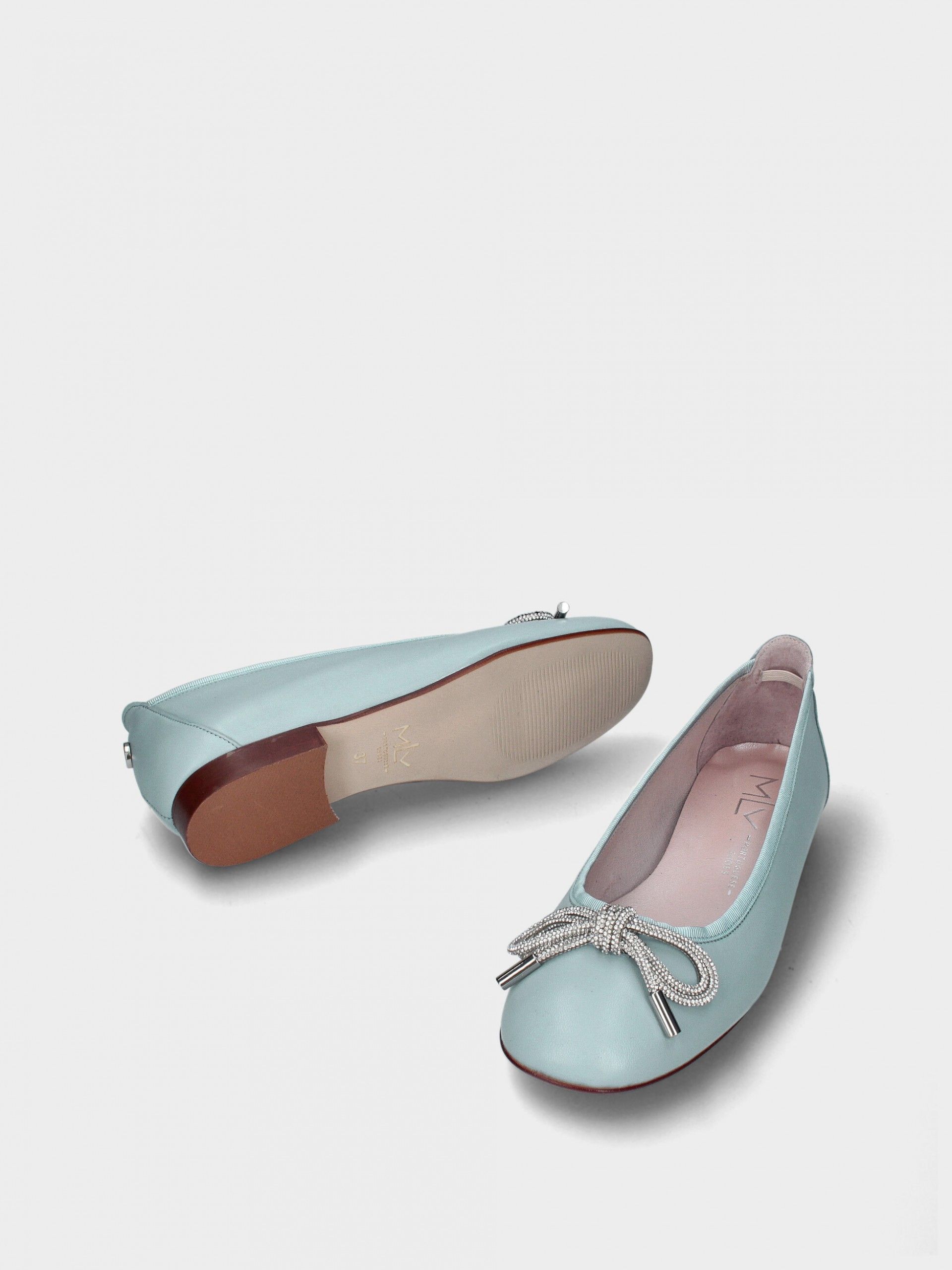 Sabrina em Pele  Rosa 12