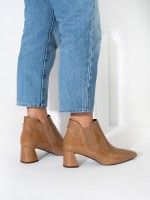 Mid Heel Ankle Boots Lori 44 Mid Heel Ankle Boots Lori 44