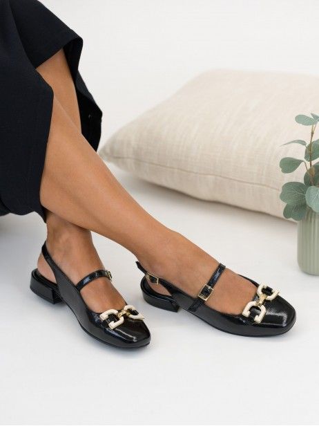 Low Heel Shoes Chloe 01