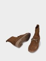 Casual Chic Chelsea Ankle Boot Raquel 117