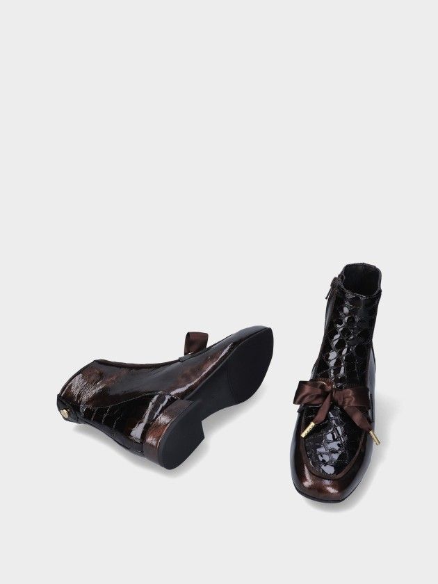 Low Heel Leather Ankle Boot Clara 06