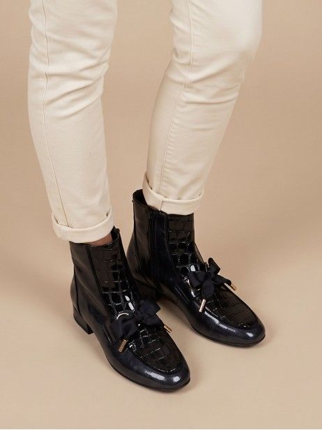 Low Heel Leather Ankle Boot Clara 06